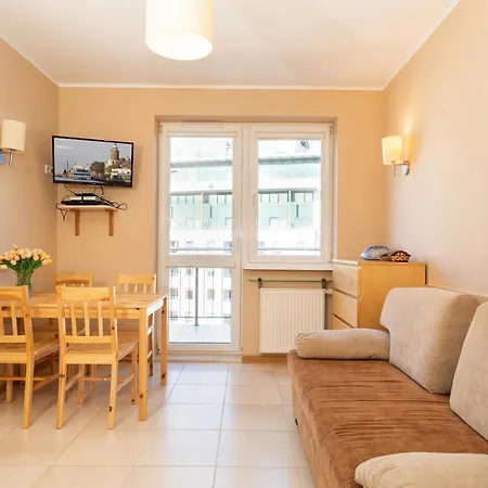 Spacerowa By Renters Apartman *