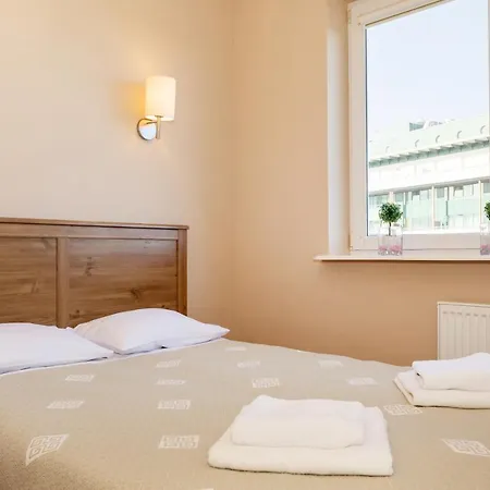 Spacerowa By Renters Apartman