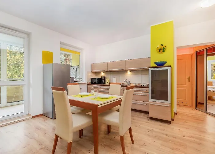 Spacerowa By Renters Apartment *